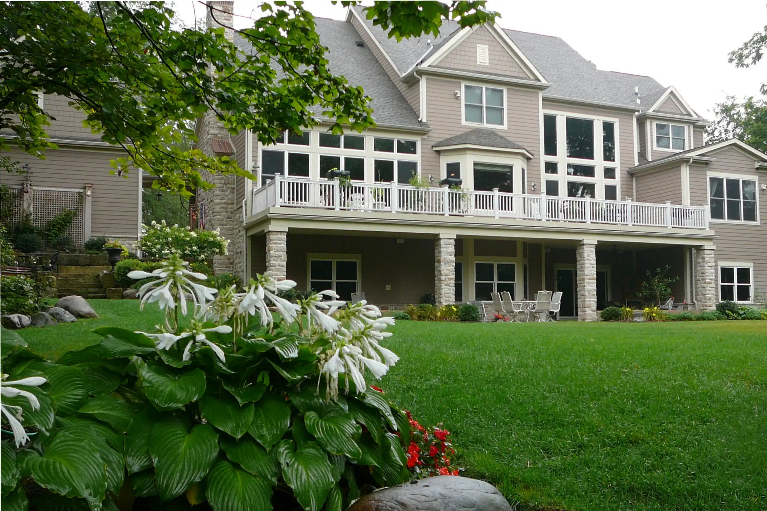 Riverside Retreat - GreenScapes Riverside Retreat Landscape Design