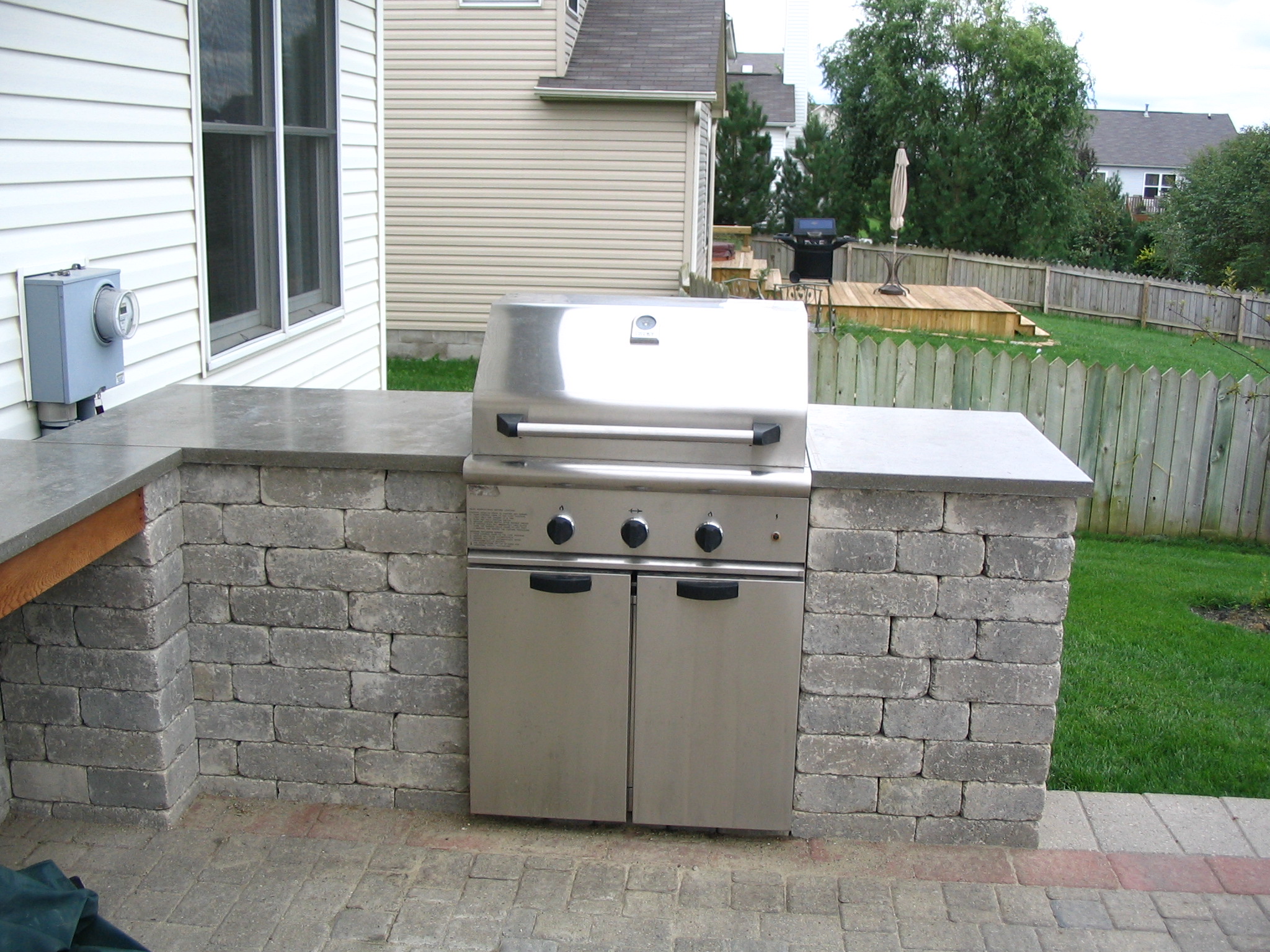 Outdoor Kitchen