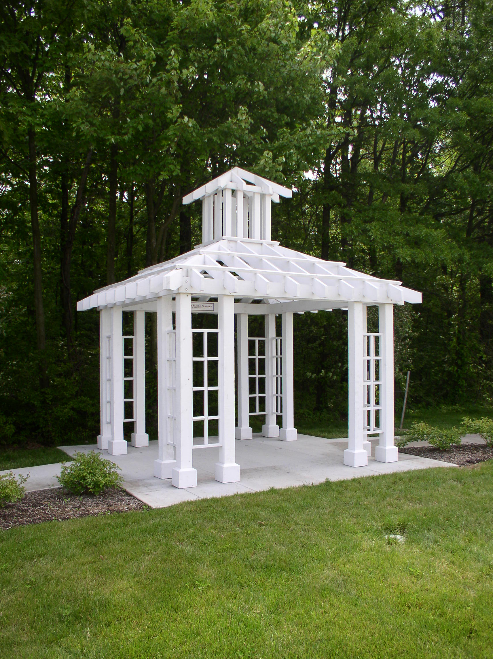 Structure