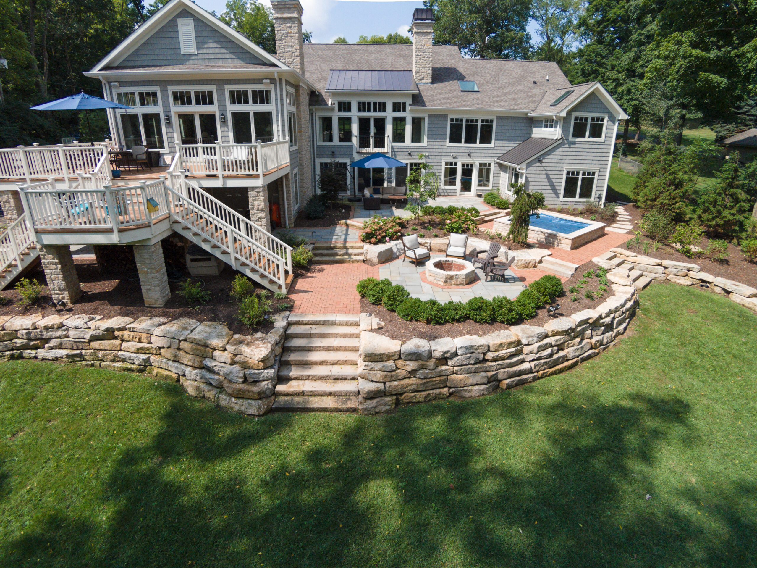 Retaining Wall & Patio